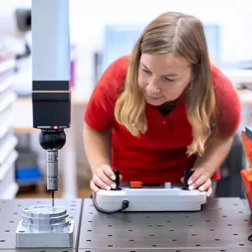 femron_messraum.jpg femron_messraum.jpg